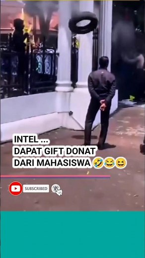 Intel gets donut GIF from students - DPR building demonstration