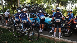 Organizatorzy wyścigu nie chcą u siebie drużyny z Izraela. "Niełatwa sytuacja"