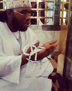 5.5K views · 1.2K reactions | Mausolée de Baye Niass ( Kaolack) un saint lieu pour solliciter des prières Un jour au Ghana, 40.000 personnes se sont converti à l'islam grâce à lui, Cheikh Ibrahima NIASS RTA un digne serviteur de l'islam | Cheikh Baye Cissé | Facebook