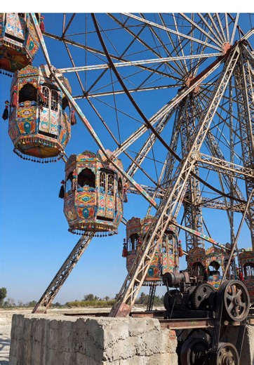 Janu On Ferris Wheel😜 part 2 #usafunnyvideos #uktiktokvideo #ukcomedy #crazytv