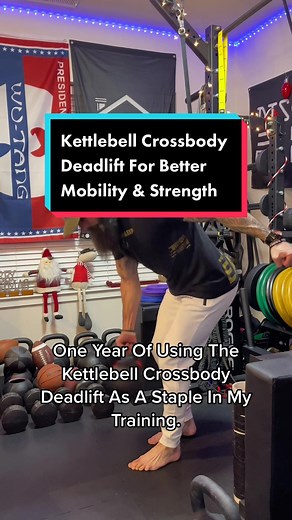Kettlebell Crossbody Deadlift For Better Mobility & Strength