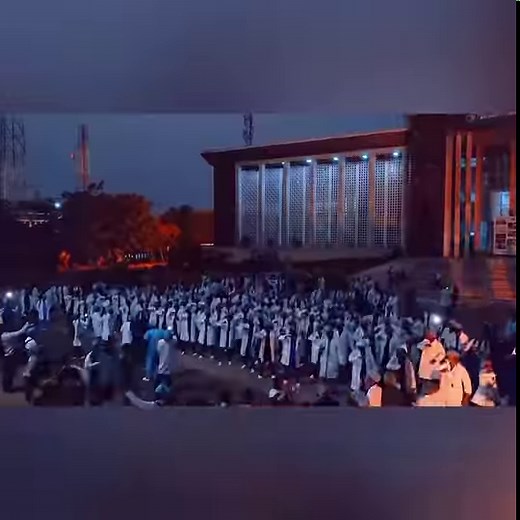 10K reactions · 11 shares | Wow! Medical Doctors from DR Congo choreograph to our song “You are great” to celebrate. Truly God is greatly to be praised. Cc: @spotlitenation : @lau.abedi__ | Moses Bliss | Facebook