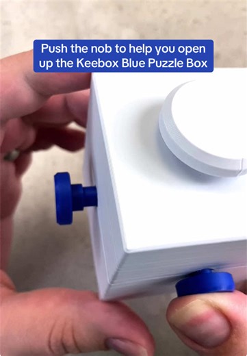 Unlocking the Keebox Blue Puzzle Box Guide