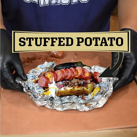 2.7M views · 9.6K reactions | El Paso Baked Potato Is NEXT Level! 凜 | Smokin' Joe's Pit BBQ | Facebook