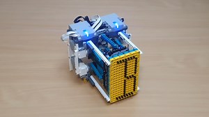 Lego Fourteen-Segment Display Needs Plenty Of Motors