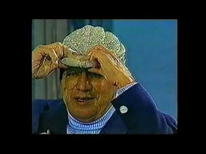TWO WEEKS BEFORE HIS DEATH EL SANTO UNMASKS ON MEXICO TV 1984 - LUCHADOR / LUCHA LIBRE WRESTLING!