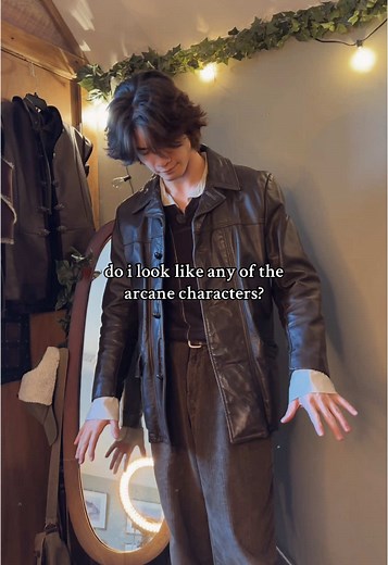 Arcane Cosplay: Jinx Character Showcase