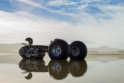 This Compact Electric Board Can Tackle Any Terrain From Sand to Snow
