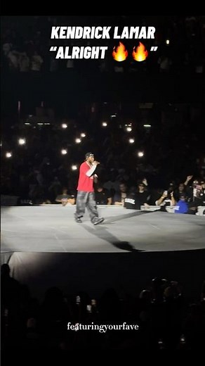 KENDRICK LAMAR PERFORMS ALRIGHT !