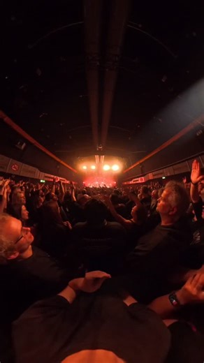 This Tour is just Gold! 🥇 https://www.kissin-dynamite.de/de/dates #kissindynamite #bringbackstadiumrock #backwithabang | Kissin' Dynamite