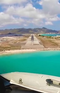 15 reactions | 6 Best Runway Landing view from cockpit . . . #CockpitView #RunwayLanding #PilotLife #AviationLovers #FlyingHigh #LandingMoments #aviationphotography #pilotview #flightdeck #aviationdaily #airplanelanding #aviationaddict #SkyViews #avgeek #FlightInspiration | Aircraft | Facebook