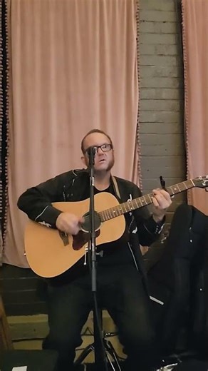 #beatles #beatlescover #lennonmccartney #acousticguitar #fingerstyleguitar #illbeback #harddaysnight