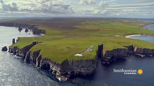 The Orkneys, an archipelago of islands off the northern coast of Scotland, are home to some of the greatest neolithic treasures in western Europe: from the settlement of Skara Brae to the Ness of Brodgar. 🎥Aerial Britain | Smithsonian Channel