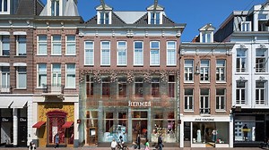 Amsterdam’da Crystal Houses, bugün şeffaf cepheyle mimarinin yönü nasıl değişiyor