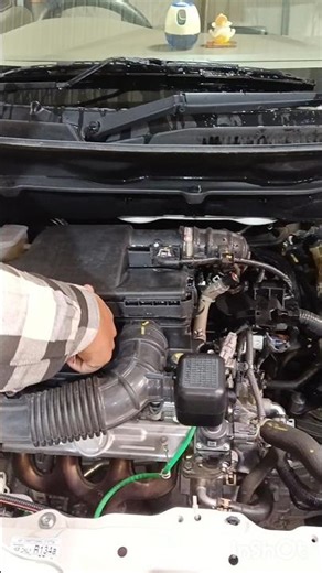 Maruti Suzuki Ertiga CNG air filter cleaning process #marutisuzukiswiftcng #like