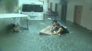 See Typhoon Haiyan roar ashore