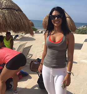 Behind the scenes: Exotic photo shoot featuring 2 of Texas' hottest fitness trainers in Mexico