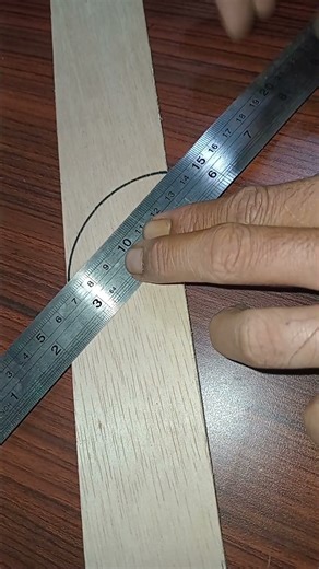 Simple Guide to Cutting a Flawless Miter Joint #tricks #woodscraft