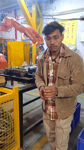 3.7K views · 1K reactions | Mini metro e rickshaw manufacturing company #Electric rikshaw #minimetro #minimetro e rickshaw | Shivam Youtuber | Facebook