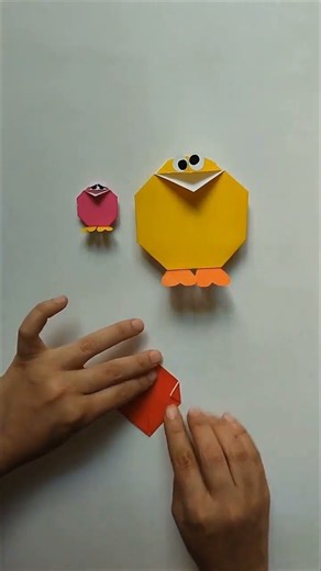 How to Make an Easy Origami Chick! 🐥✨ / چطوری با کاغذ یه جوجه بامزه درست کنیم؟ 🐥