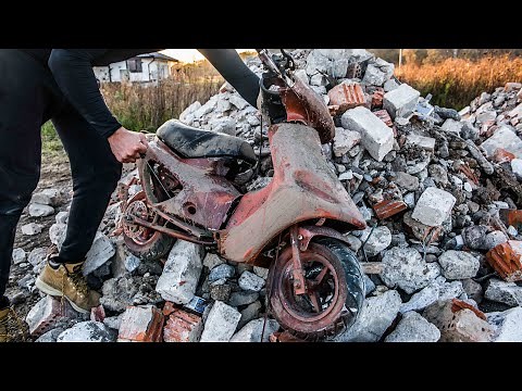 2-Stroke Scooter YAMAHA edition Valentino Rossi - Restoration Abandoned minibike 49cc