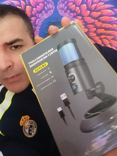Micrófono RGB con luz dinámica para streaming 🎙️ Micrófono GB2020 con efecto de luz RGB en 7 colores, reducción de ruido inteligente y función mute con solo tocar. Ideal para streaming, gaming o grabación. Conexión USB, control de volumen y monitoreo en tiempo real. Diseño moderno y funcional. #MicrofonoRGB #StreamingSetup #GamingGear #TikTokShopEspaña #AudioPro