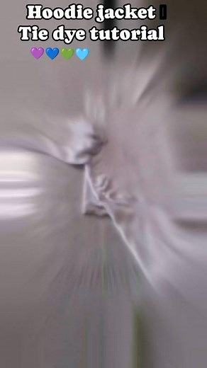 4.7K views · 47 reactions | Hoodie jacket tie dye tutorial 殺 follow the step by step folding process. Ctto 﫰❤️ #credittotherightfulownerofthisvideo #hoodiejacket #handmadetiedye #tiedye #tiedyetutorial #everyoneシ゚ #followerseveryone #followersシ゚ #highlightsシ゚ #followersreels | Jayrel Ybañez Golez | Facebook