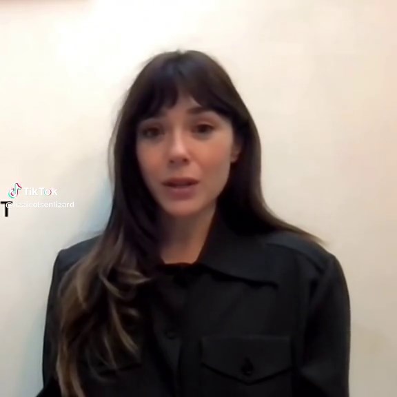 Elizabeth Olsen's Stunning Look in Black