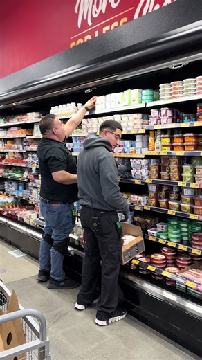 Gearing up for the weekend come shop us in North Fresno Grocery that look at the corner of Willow and Nees.#GroceryOutlet #northfresnogroceryoutlet #fresno559 #groceryoutletbargainmarket #fresno