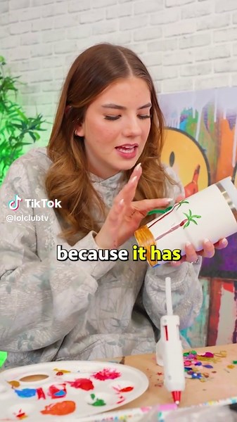 Creating a Colorful 3D Cup: Crafting Tips and Tricks