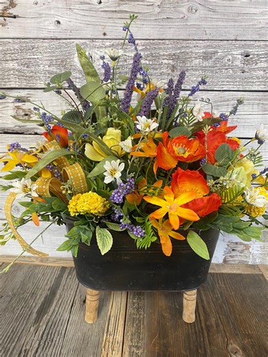 Primitive Garden Planter: Handmade Spring and Summer Centerpiece - Primitive Floral Decor - Etsy