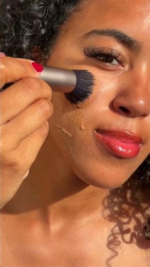 Dewy hydrated skin is the theme for summer 💦🫶