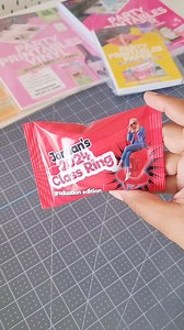 172K views · 4.9K reactions | Custom ring pops for graduation is a great idea, especially for a kindergrad or pre-k grad to include in a gift bag. #partyprintablespaper #prettypartyandcrafty #graduationparty #graduationideas #GraduationGifts | Pretty Party & Crafty | Facebook