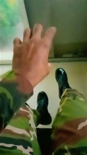 আমি হাত বাড়িয়ে দিয়েছি কেউ ধরবেন। #BangladeshArmy #unfrezzmyaccount #vairal #fyp #fypシ゚viral #fypvira