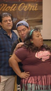 598K views · 10K reactions | Ya está casi lista la cena ️ , digo la nueva temporada de #40y20 來 que llega este martes 3 de octubre por #LasEstrellas después de EL NOTI.  | Televisa Comedia | Facebook