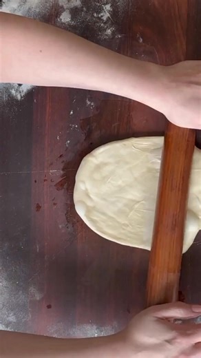 My mum Patricia Arharidis & I have managed to convert her famous Tiropita (Greek Cheese Pie) recipe for SkinnyEntertaining 🥰 Have you tried it yet? So many Greeks have “their way” of making pita, but this recipe is how my late Yiayia taught my mum to make it, and how my mum taught us girls to make it and now how I will teach all of you how to make it! We just call it Pita in my family. We've included a 'Watch How To' instructional video for this recipe in the book with a QR code, to help show h