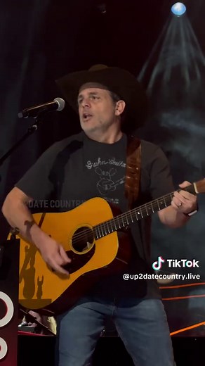Update: Rhett Akins performs “That Ain’t My Truck” during Conservation Aid, a concert benefiting the NWTF Foundation, at the Grand Ole Opry in Nashville, TN #rhettakins #mossyoak #conservationaid