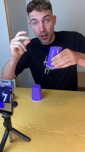 Magic muffin #magic #illusion #opticalillusion