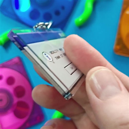 90s Reality Computer Pop up Keychain | Y2K Keychains, Webcore Accessories - Etsy