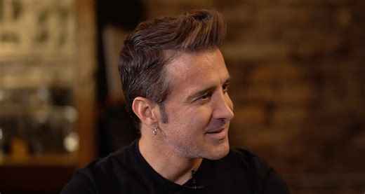 Creed Frontman Scott Stapp Shares Journey Through Faith, Family, and Music