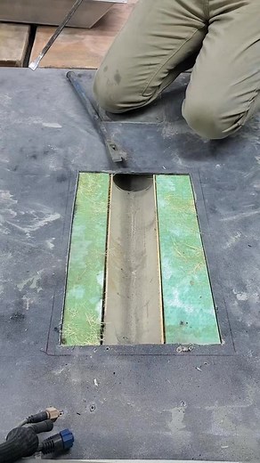 trolling motor tray install#UnlimitedHPInk#bassboat #rangerboat #boat #24-7boats#work #boatbuilders #shop #bassfishing #diy