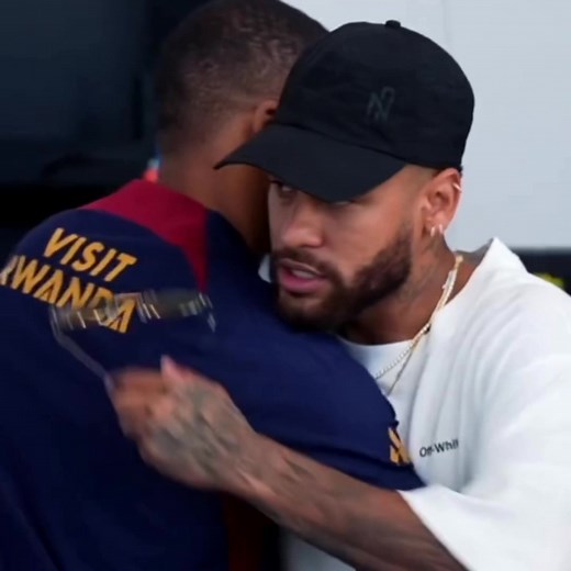 Heartwarming Neymar and Mbappé Friendship - Brothers Bonding Moments