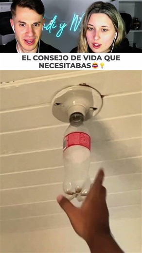 Chico enrosca una botella en el techo para dar una lección de vida inolvidable