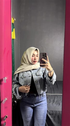 Eceu (@ptryputry16)’s videos with Rihanna x Promiscuous x Kevin Dave Mashup - Kevindaveprod