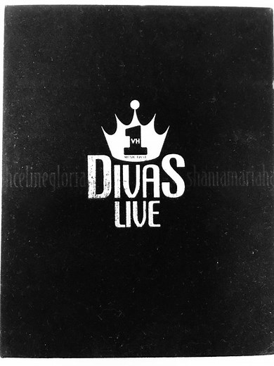 Divas - Divas Live