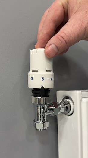 381K views · 369 reactions | How To Install A TRV To A Radiator DIY Plumbing Guide. Salus Thermostatic Radiator Valve TRV310A 15mm Angled TRV #asmr #asmrsounds #diy #DIYPlumbing #viralchallenge #plumbing #plumber #pipes #AllenHart #cleancopper #plumbertools #pressfit #soldering #copper #howto #plumbingservices | Allen Hart | Facebook