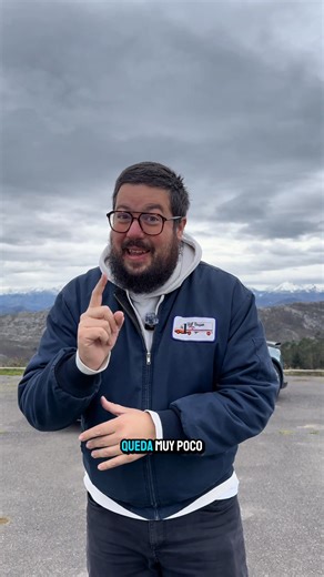 64K views · 891 reactions | Está en el corredor de la muerte ☠️ El Alpine A110 GTS es uno de los mejores coches del mercado si amas la conducción sobre todas las cosas. Es ligero, increíblemente ágil y muy divertido, además de ser un mechero pese a tener 300 CV. Y desgraciadamente, en unos meses va a desaparecer del mercado. Menos mal que hemos podido bailar un último vals con esta joya. #alpine #alpinea110 #a110gts | Diariomotor | Facebook