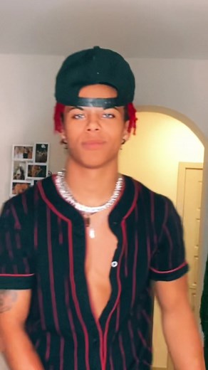 I ain’t a pretty boi🌹