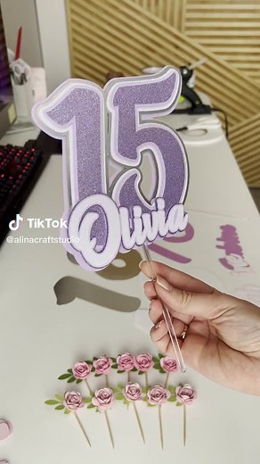 Birthday cake topper #sweet18 #caketopper #caketoppertutorial #caketopperdiy #birthdaycaketopper #madewithcricut