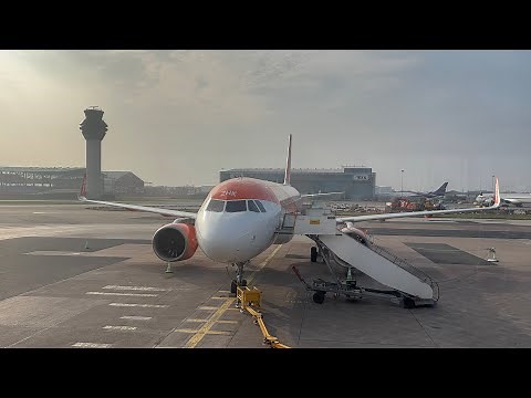 EasyJet A320 Takeoff (4k)